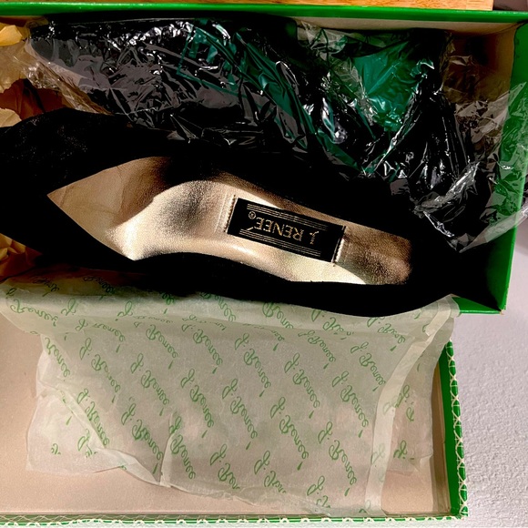 Brand new vintage Salvador ferragamo - Picture 1 of 2